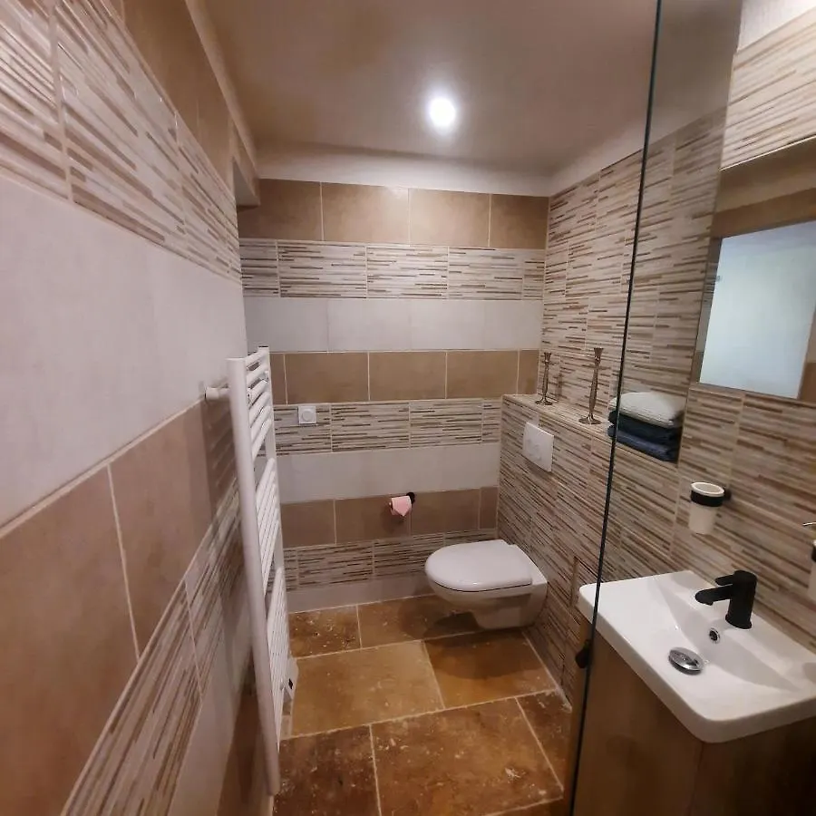 Apartment Le Gite Calluna Sablet